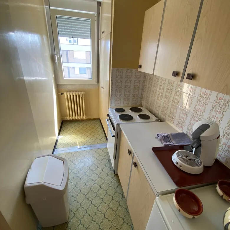 Trosoban stan na prodaju, Bulevar Nemanjića, Niš, 75m², 155.000 €