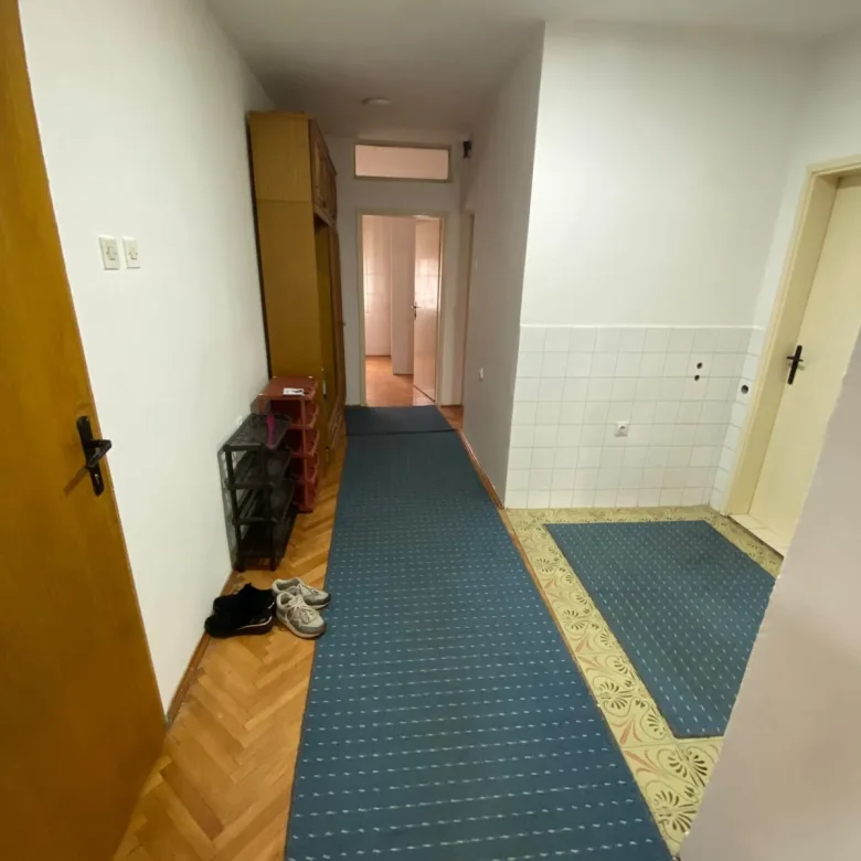 Trosoban stan na prodaju, Duvanište, Niš, 84m², 126.000 €