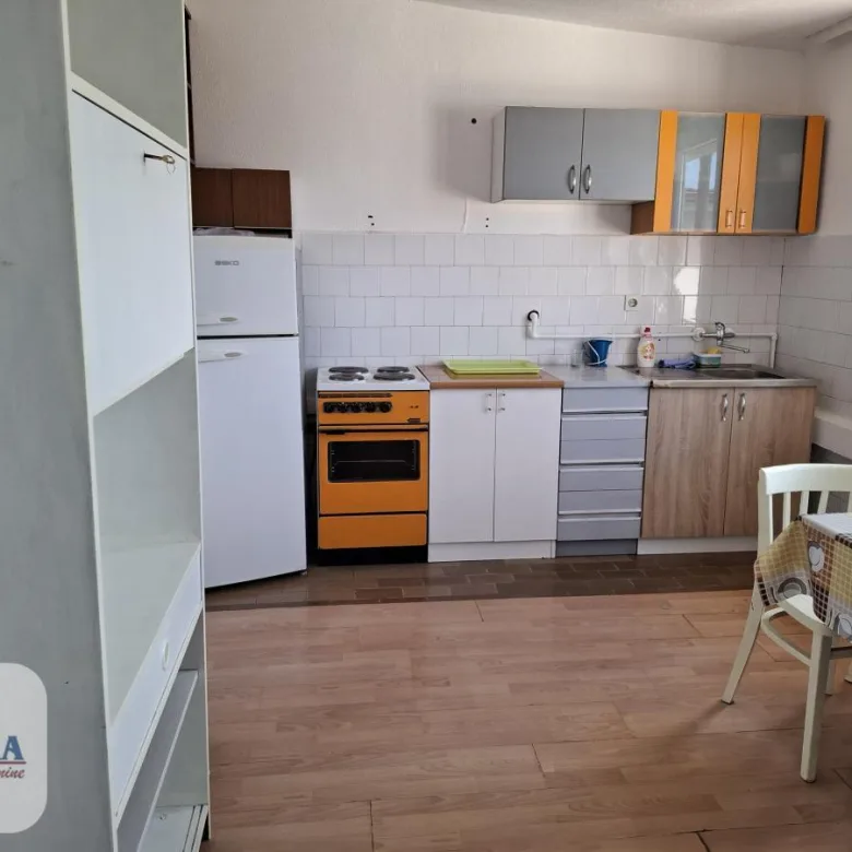 Trosoban stan na prodaju, Centar, Paraćin, 60m², 53.000 €