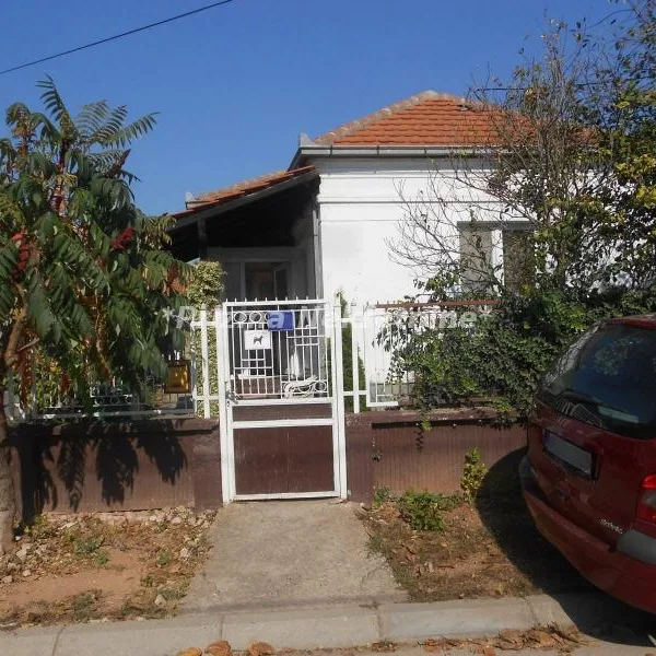 Kuća Prodaja Paraćin  66 m2