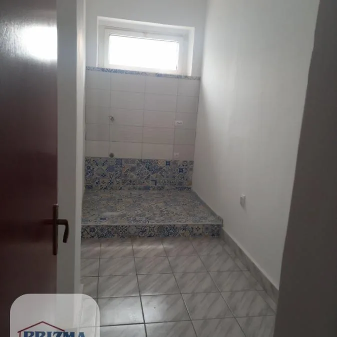 Lokal Prodaja Paraćin  119 m2