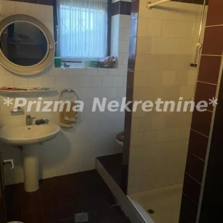 Kuća Prodaja Paraćin  247 m2