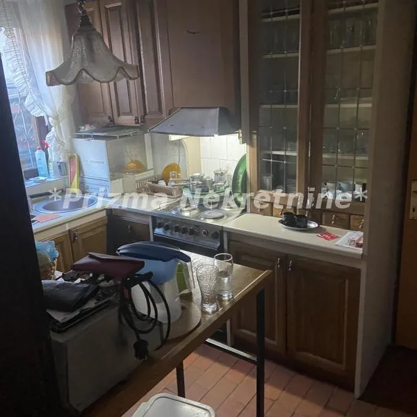 Kuća Prodaja Paraćin  247 m2