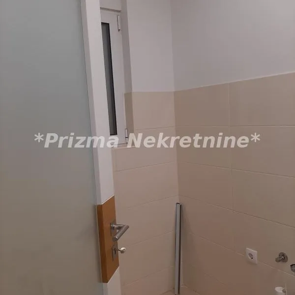Kuća Prodaja Paraćin  192 m2