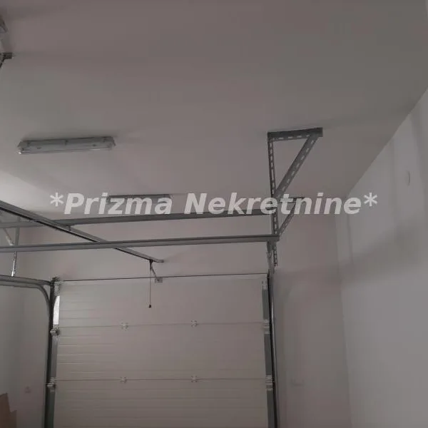Kuća na prodaju, Centar, Paraćin, 192m², 195.000 €