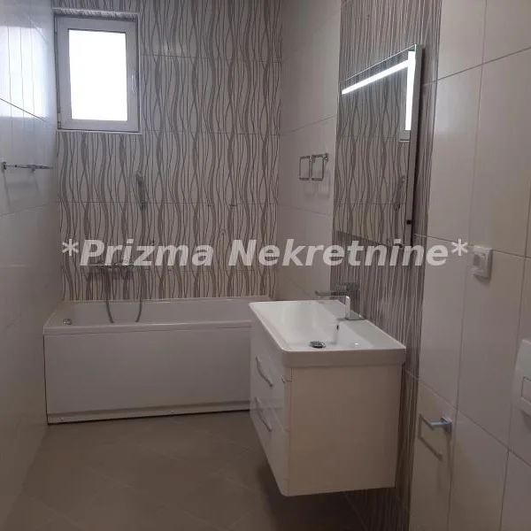 Kuća na prodaju, Centar, Paraćin, 192m², 195.000 €