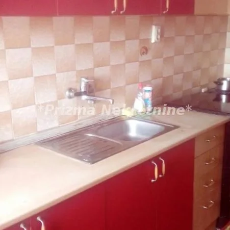 Kuća Prodaja Paraćin  200 m2