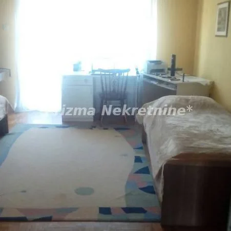 Kuća Prodaja Paraćin  200 m2