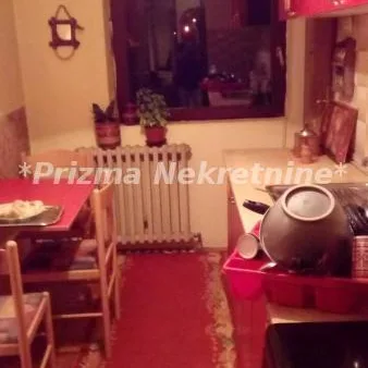 Kuća Prodaja Paraćin  200 m2