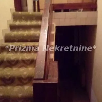 Kuća Prodaja Paraćin  200 m2