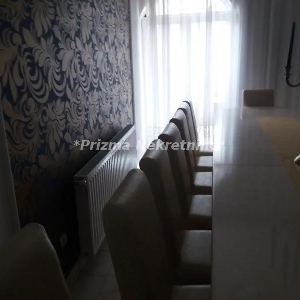 Kuća Prodaja Paraćin  288 m2