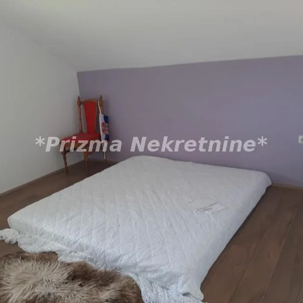 Kuća Prodaja Paraćin  200 m2