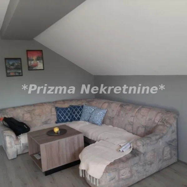 Kuća na prodaju, Gloždak, Paraćin, 200m², 65.000 €