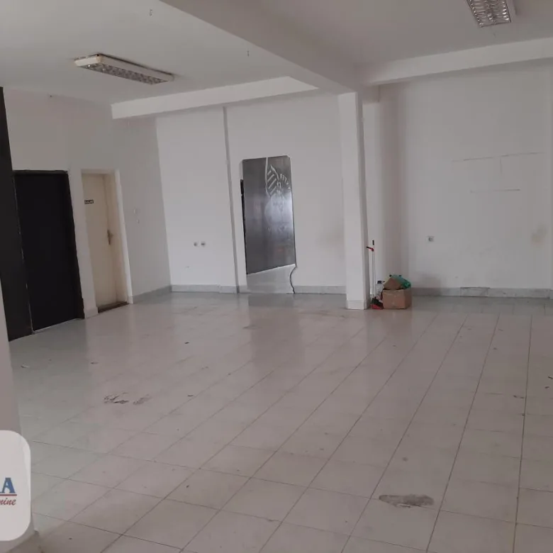 Lokal Izdavanje Paraćin  316 m2