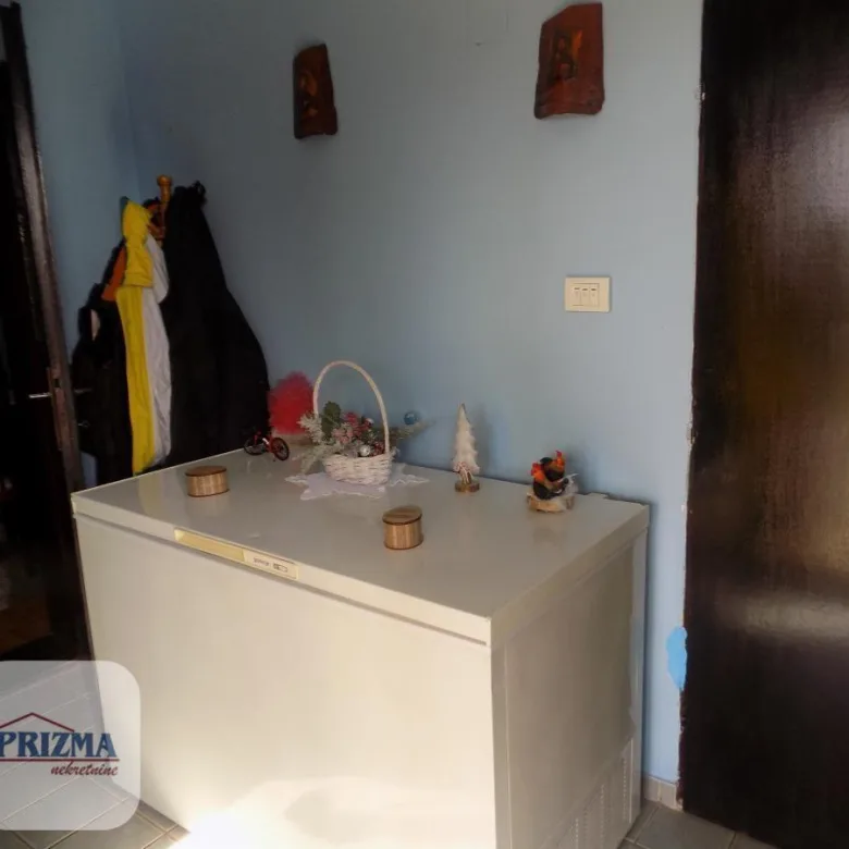 Kuća Prodaja Paraćin  104 m2