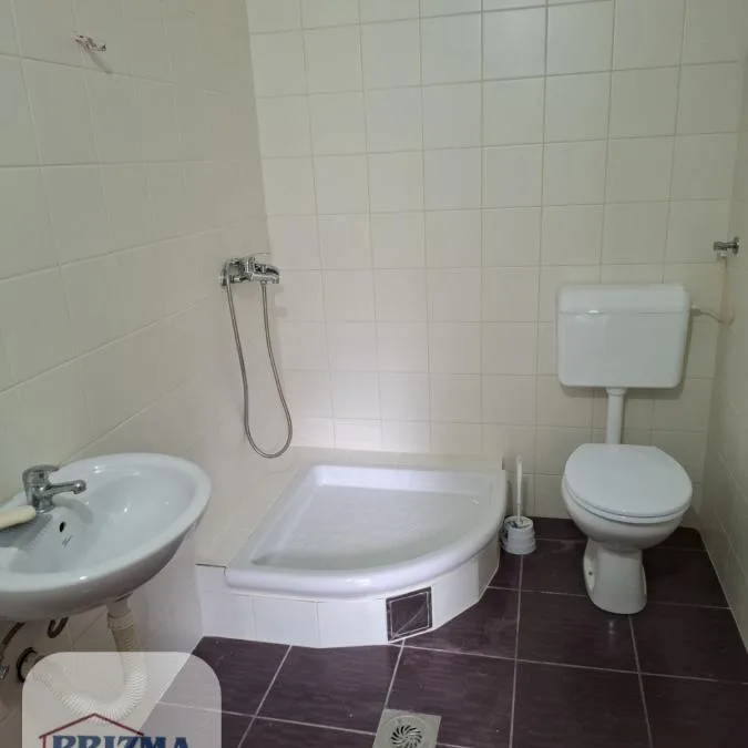 Kuća Prodaja Paraćin  128 m2