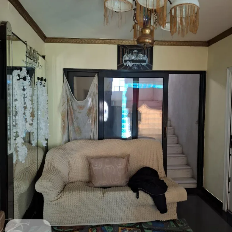 Kuća Prodaja Paraćin  350 m2