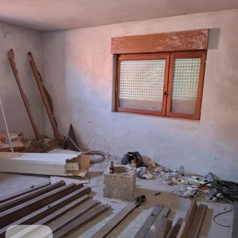 Kuća na prodaju, Gloždak, Paraćin, 350m², 140.000 €
