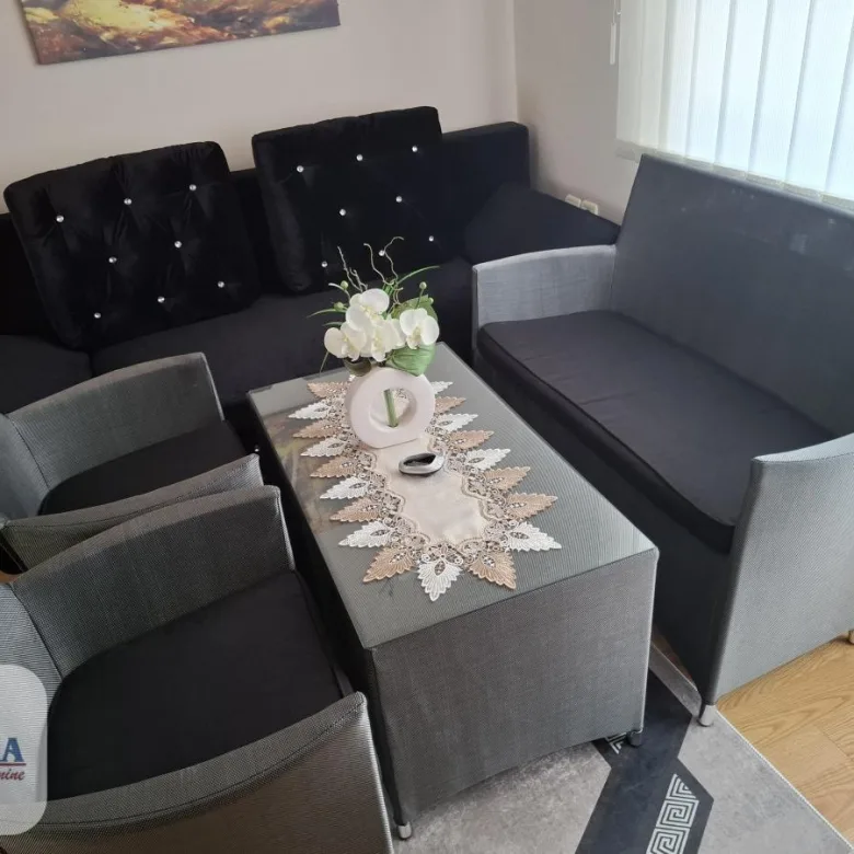 Kuća Prodaja Paraćin  222 m2