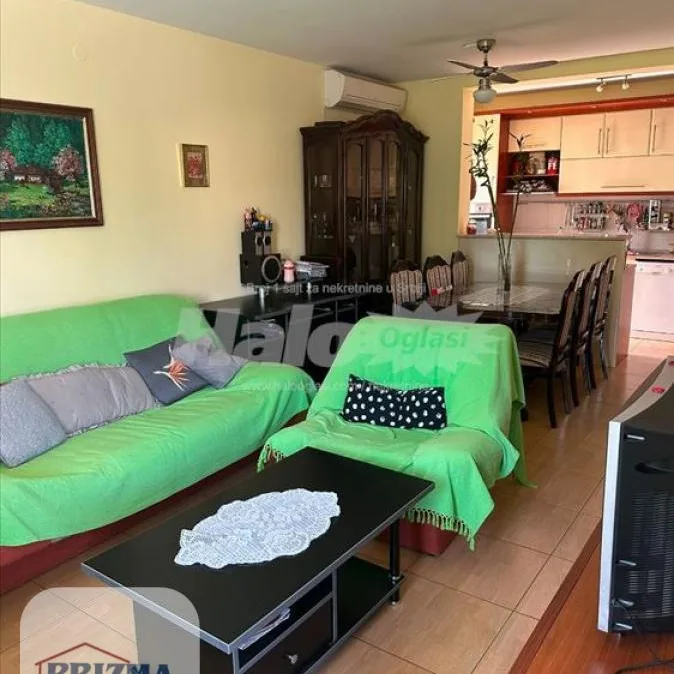 Trosoban stan na prodaju, Centar, Paraćin, 75m², 110.000 €