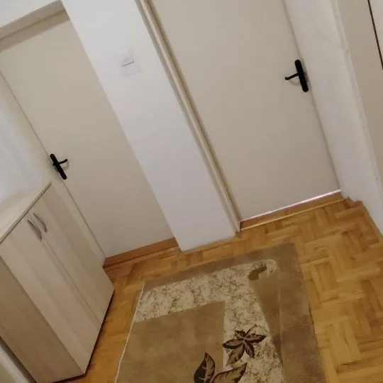 Dvoiposoban stan na prodaju, Gloždak, Paraćin, 78m², 78.000 €