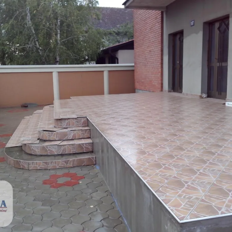 Kuća Prodaja Paraćin  632 m2