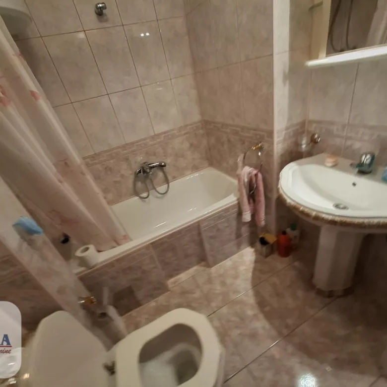 Troiposoban stan na prodaju, Centar, Paraćin, 68m², 85.000 €