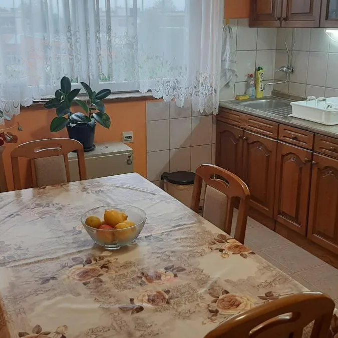 Trosoban stan na prodaju, Centar, Paraćin, 56m², 62.000 €