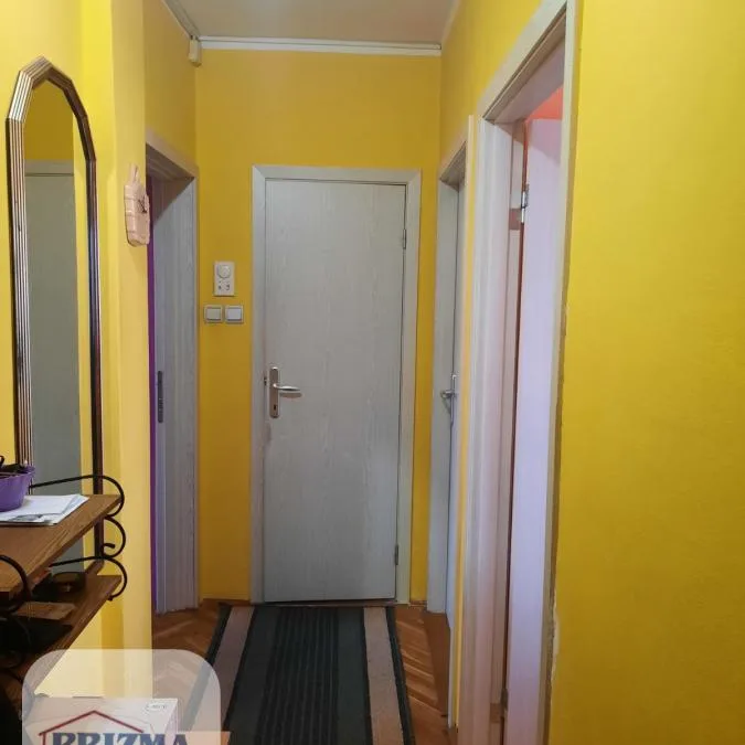 Trosoban stan na prodaju, Centar, Paraćin, 56m², 62.000 €