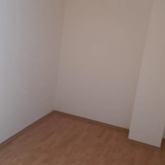 Trosoban stan na prodaju, Centar, Paraćin, 49m², 42.400 €