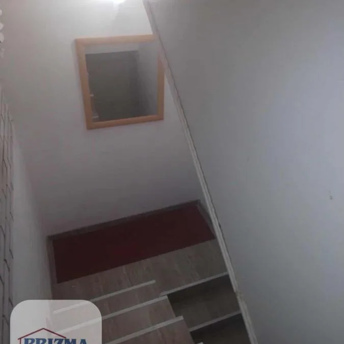 Kuća na prodaju, Gloždak, Paraćin, 420m², 135.000 €