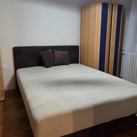 Stan Izdavanje Novi Sad  43 m2