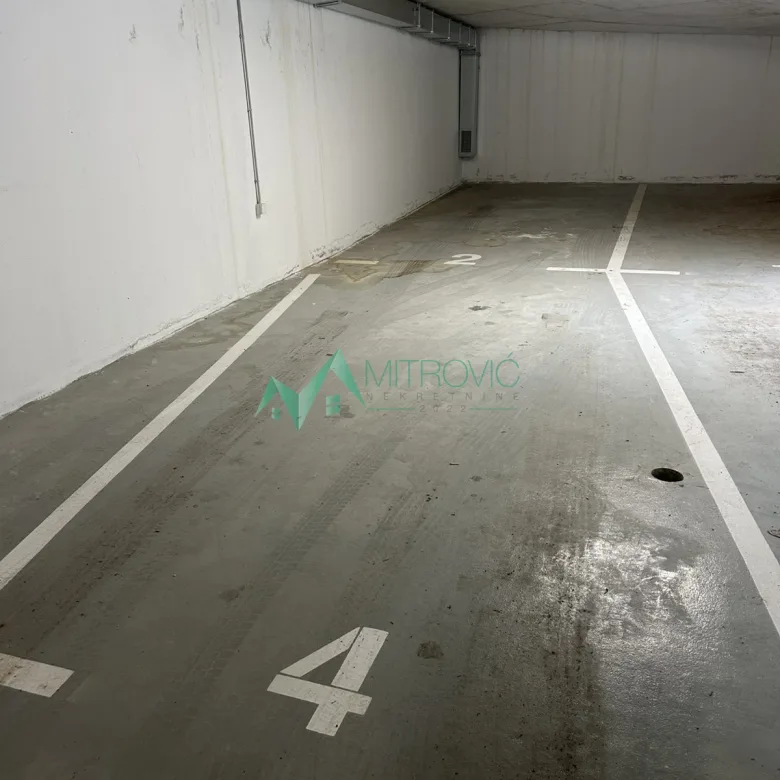 Lokal Izdavanje Novi Sad  56 m2