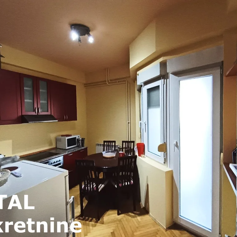 Dvosoban stan za izdavanje, Centar, Novi Sad, 63m², 3. sprat, 650 €/mes