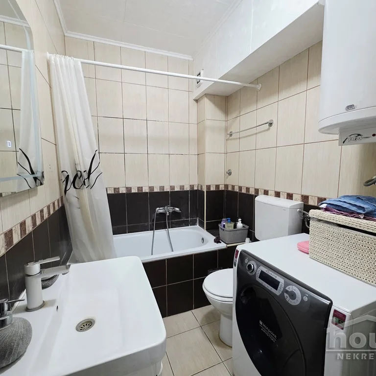 Dvosoban stan za izdavanje, Grbavica, Novi Sad, 44m², 500 €/mes