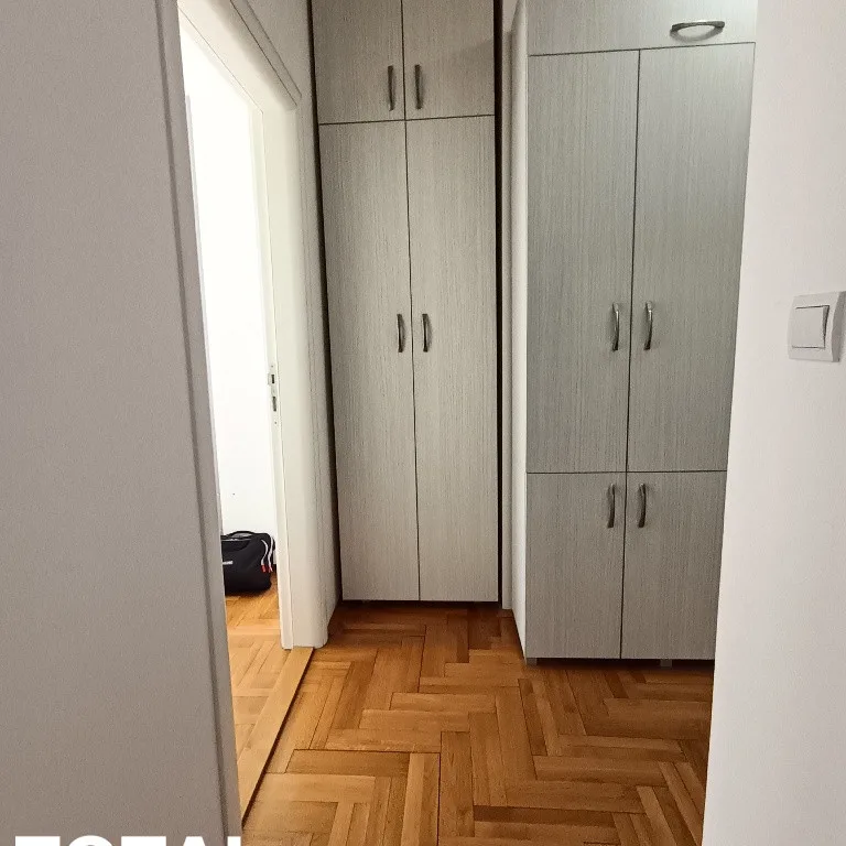 Jednoiposoban stan za izdavanje, Grbavica, Novi Sad, 37m², 450 €/mes