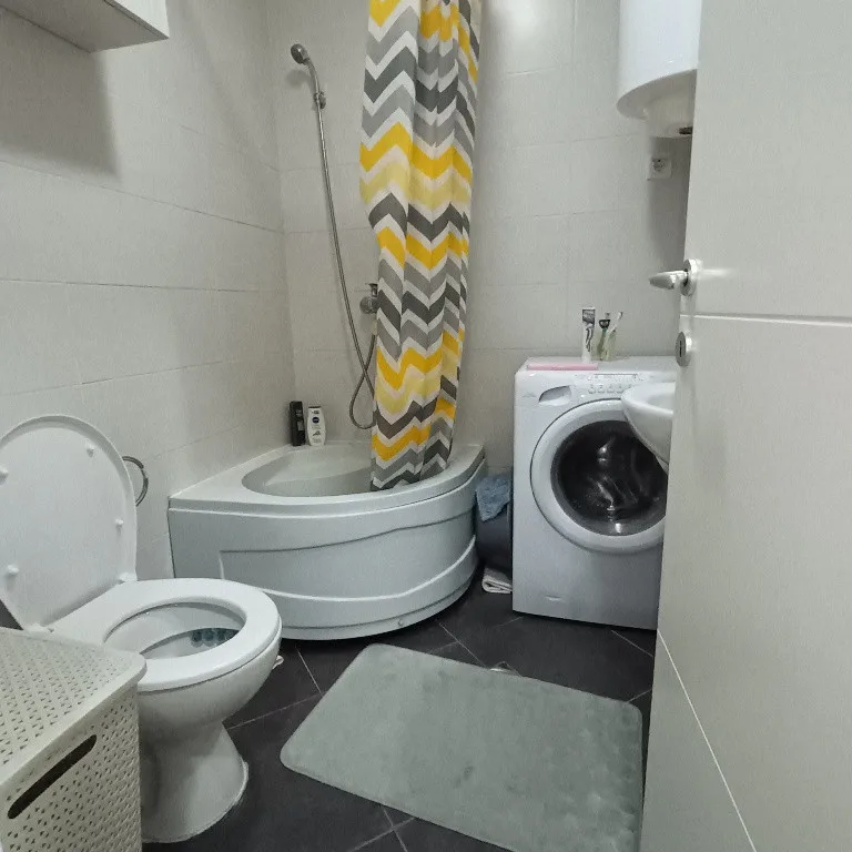 Dvosoban stan za izdavanje, Grbavica, Novi Sad, 37m², 450 €/mes