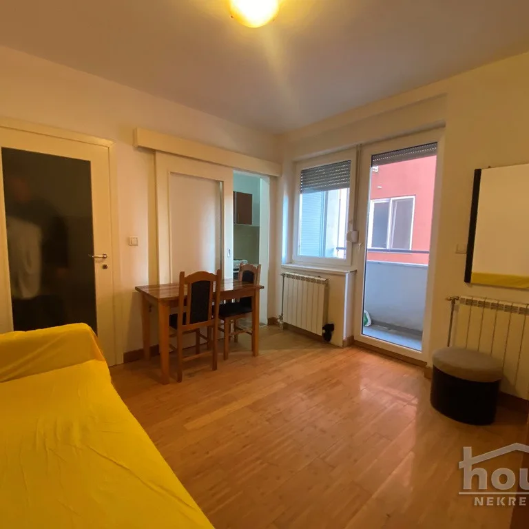 Stan Izdavanje Novi Sad  23 m2