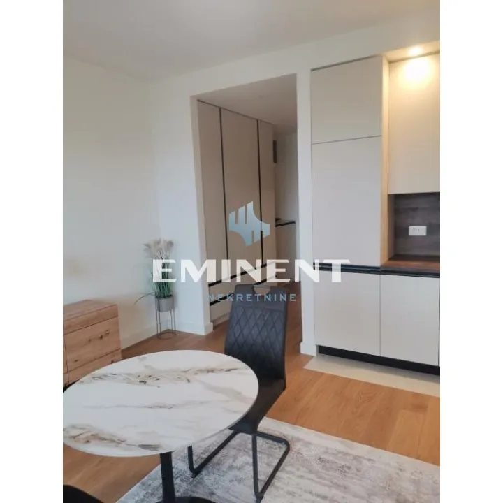 Stan Izdavanje Beograd Beograd na Vodi 33 m2