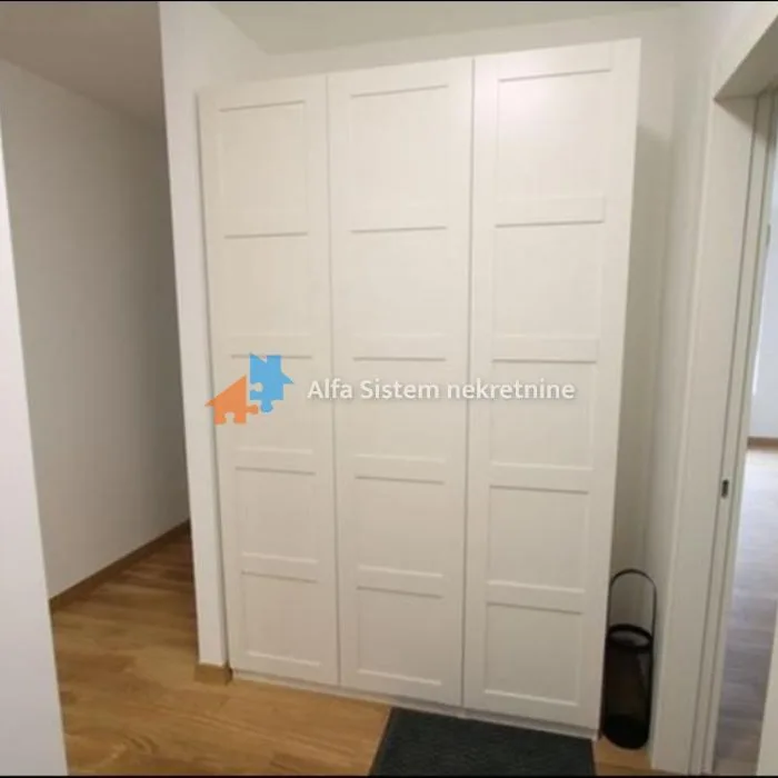 Stan Izdavanje Beograd Blok 65 105 m2