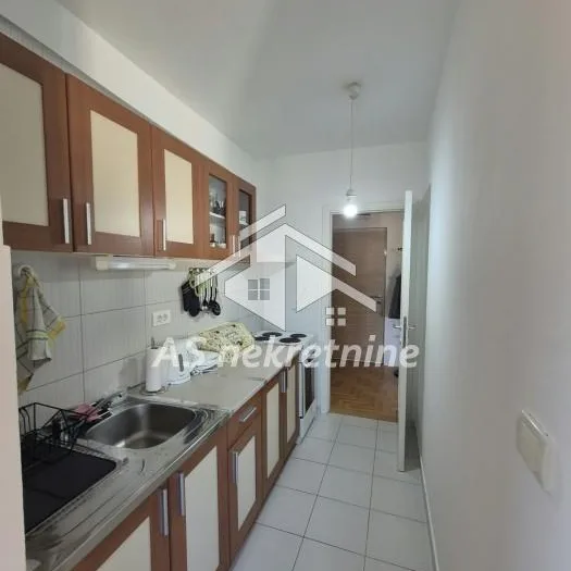 Jednosoban stan za izdavanje, Stepa Stepanović, Beograd, 40m², 500 €/mes