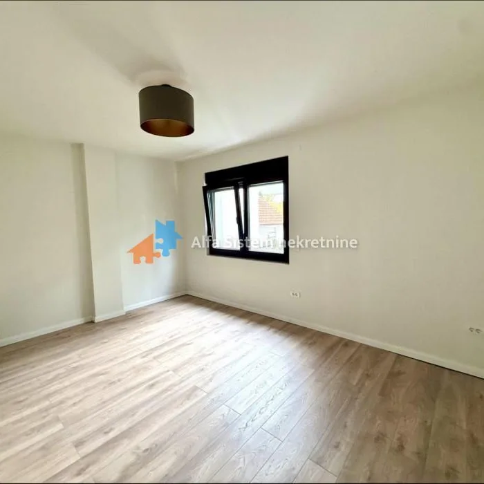 Stan Izdavanje Beograd Senjak 123 m2