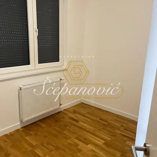 Stan Izdavanje Novi Sad  56 m2