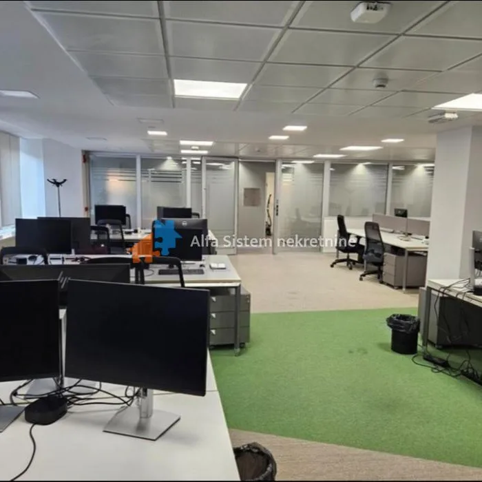 Lokal za izdavanje, Trg Republike, Beograd, 300m², 3.700 €/mes