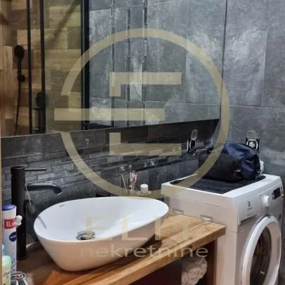 Dvosoban stan za izdavanje, Centar, Novi Sad, 69m², 1.150 €/mes