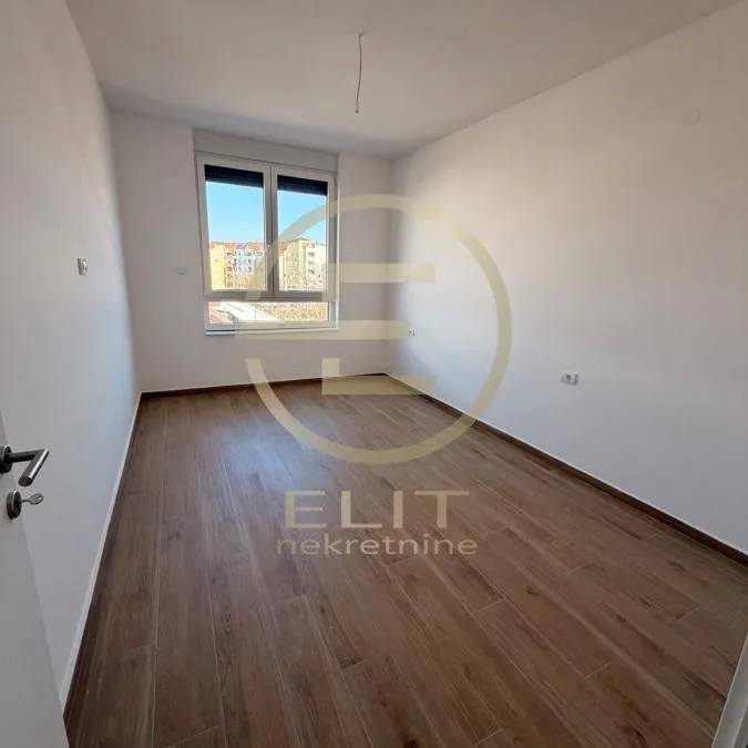 Stan Prodaja Novi Sad  65 m2