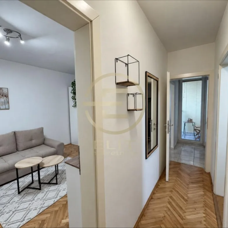 Stan Izdavanje Novi Sad  30 m2