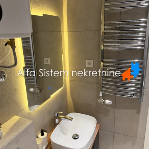 Stan Izdavanje Beograd Kalenić Pijaca 55 m2