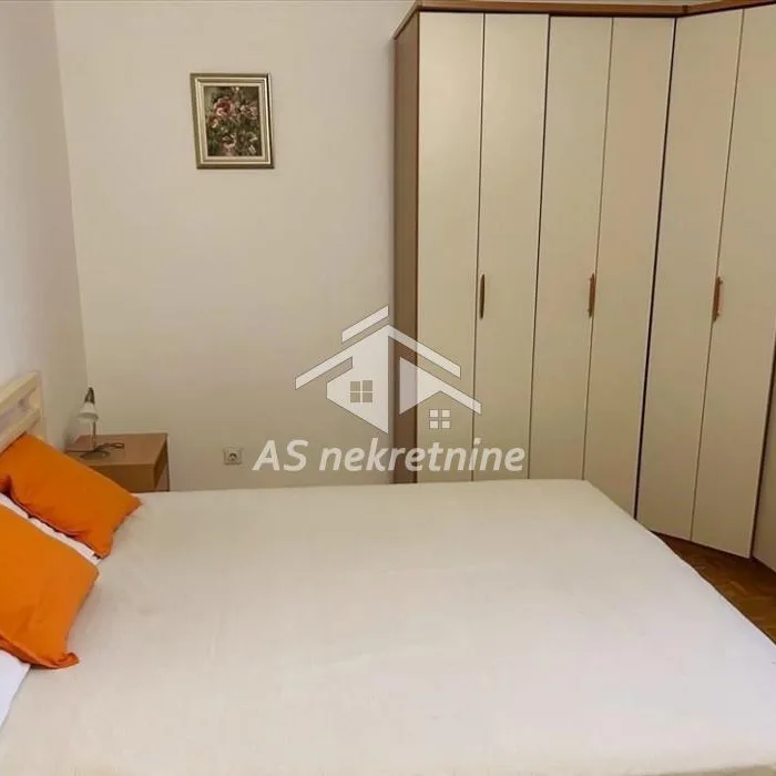 Stan Izdavanje Beograd Blok 28 56 m2