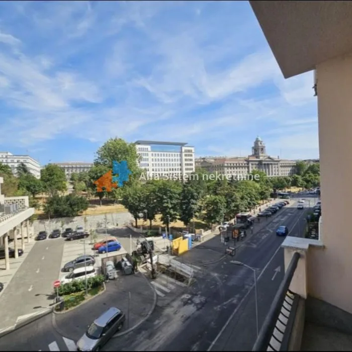Stan Izdavanje Beograd Savski Trg 50 m2